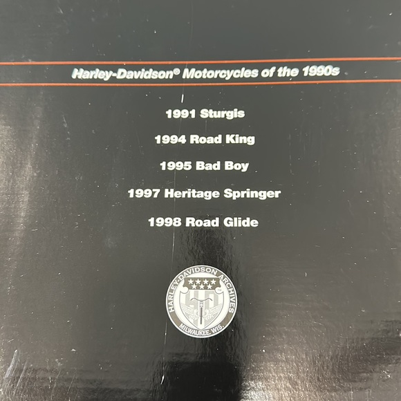 Harley-Davidson Pewter Motorcycle Framed Set - Picture 10 of 11